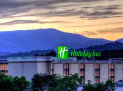 Holiday Inn Roanoke - Tanglewood Route 419 & I 581, an IHG Hotel