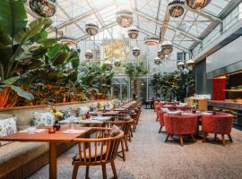 sly Berlin Accommodation Los Angeles