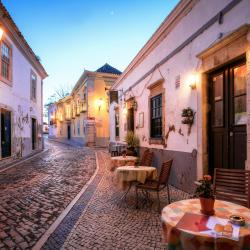 Faro Accommodation Los Angeles