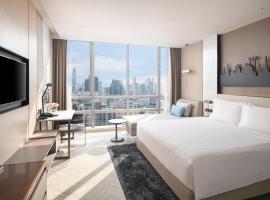 Pathumwan Princess Hotel - SHA Extra Plus Certified Accommodation Los Angeles