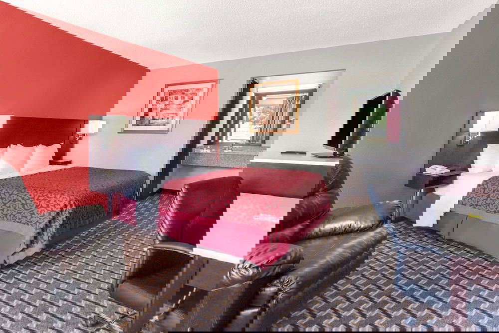 Days Inn By Wyndham Cullman - thumb 3