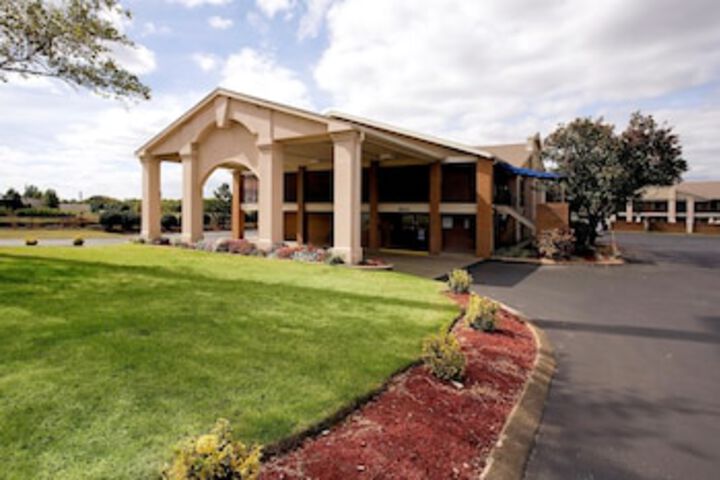 Americas Best Value Inn & Suites Murfreesboro - thumb 0