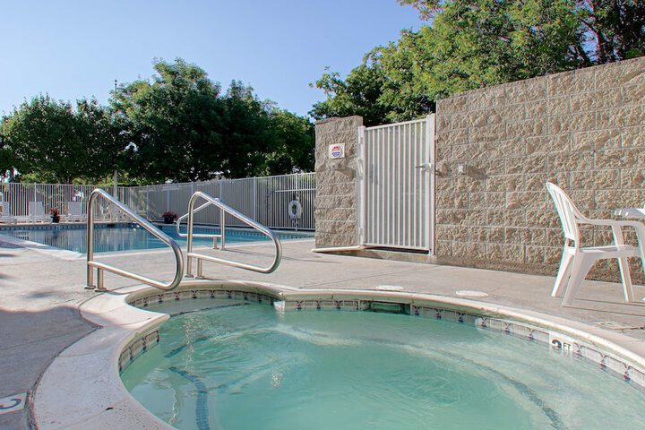 Best Western Luxury Inn - thumb 7