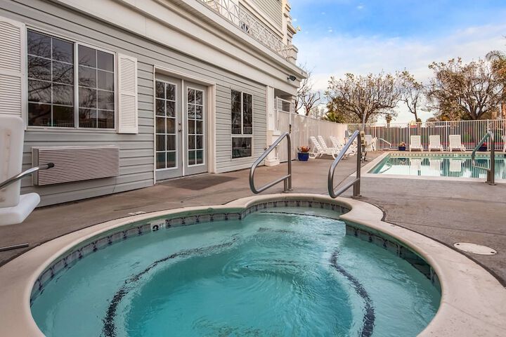 Best Western Luxury Inn - thumb 4