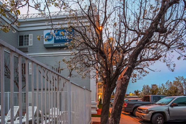 Best Western Luxury Inn - thumb 2