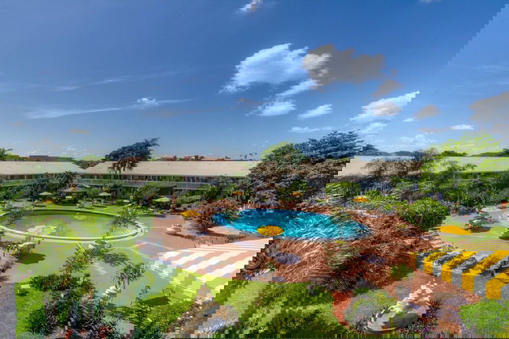 Best Western Palm Beach Lakes - thumb 4