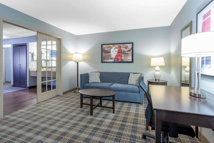 AmericInn By Wyndham Madison South - thumb 4