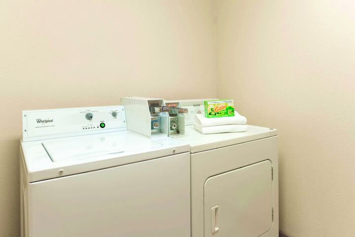 Days Inn By Wyndham Mount Vernon - thumb 6