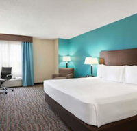 Baymont by Wyndham Evansville East - Accommodation Los Angeles
