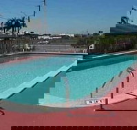 Econo Lodge Inn  Suites - Accommodation Los Angeles