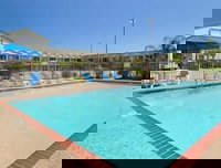 Super 8 by Wyndham Breaux Bridge