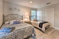 NEW Jacksonville Gem Ideal Location to Beaches