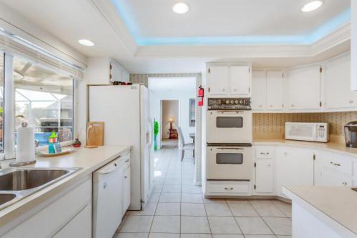 The Coral House - thumb 5