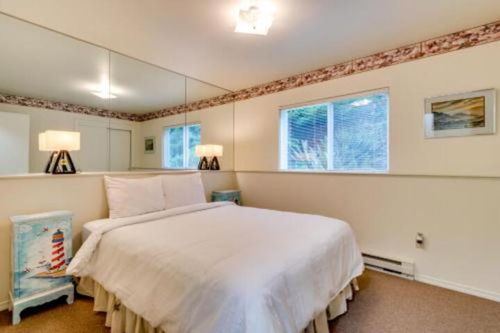 Cove Beach Forest Splendor - thumb 2