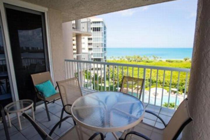 C504 Condo - thumb 0