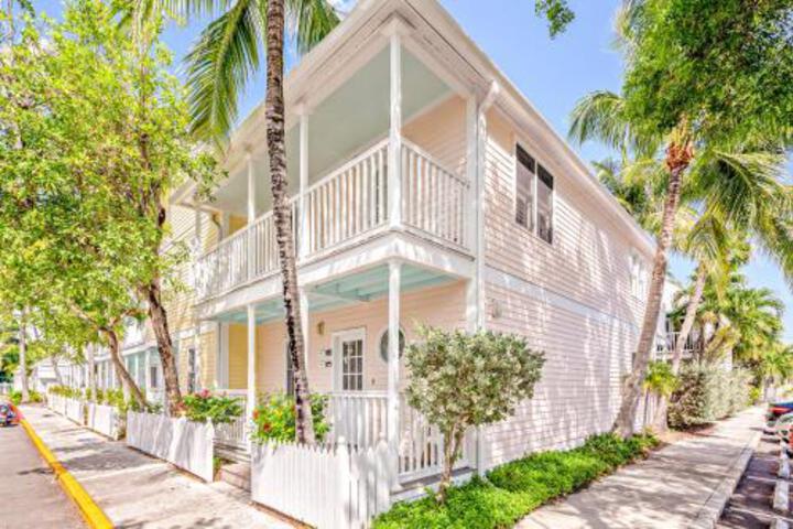 Shipyard Seaclusion - thumb 2