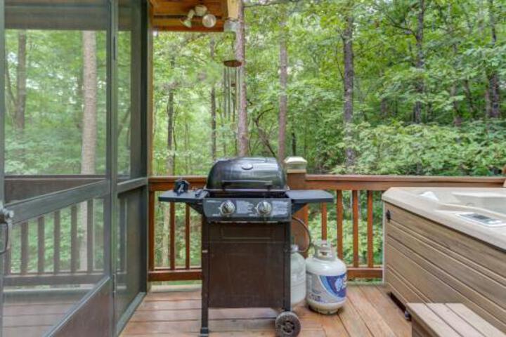 Lazy Bear Den 2 Bed 1 Bath Vacation Home In Blue Ridge - thumb 2