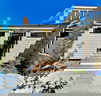 New Listing Wooded Haven W / Bay  Beach Access 4 Bedroom Home - Accommodation Los Angeles