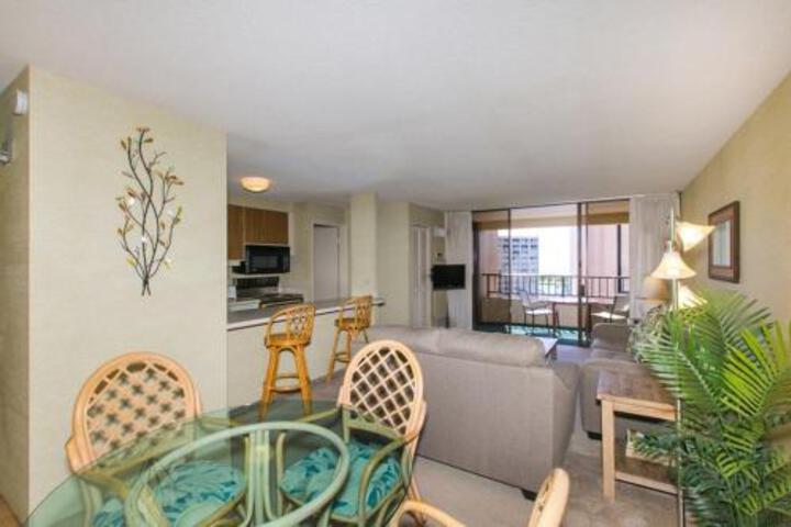 Discovery Bay 1602 Condo - thumb 1