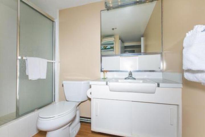 Ilikai Tower 525 Condo - thumb 3