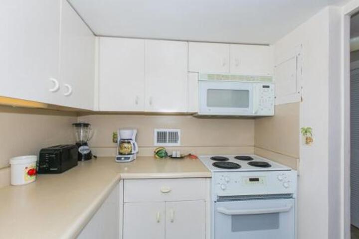 Ilikai Tower 525 Condo - thumb 0