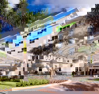 Holiday Inn Ft. Myers Airport-Town Center an IHG Hotel - Accommodation Los Angeles