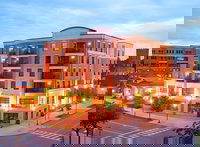 Hampton Inn  Suites Saratoga Springs Downtown