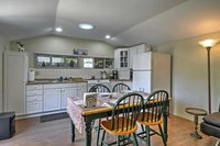 Cozy Arroyo Grande Cottage w / Patio Near it All
