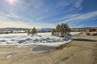 Grand Lake Townhome 5 Mins to Highland Marina