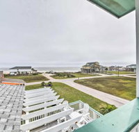 Treasure Island Home w / Private Deck Walk to Beach - Accommodation Los Angeles