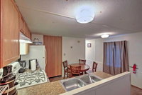 Silver Springs Cabin w / Porch  Mill Dam Lake View