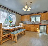 Cozy Big Bear Home with Yard  Patio 5 Mins to Lake - Accommodation Los Angeles