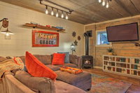 South Haven Lake House w / Deck Views  Boat Dock