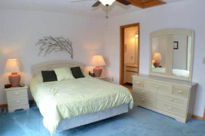 GS26 SHELL SHACK - thumb 1