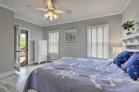 Nautical Cape May Condo Walk to the Beach