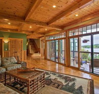 Lakefront Alton Bay Home w / Movie TheaterDock - Accommodation Los Angeles