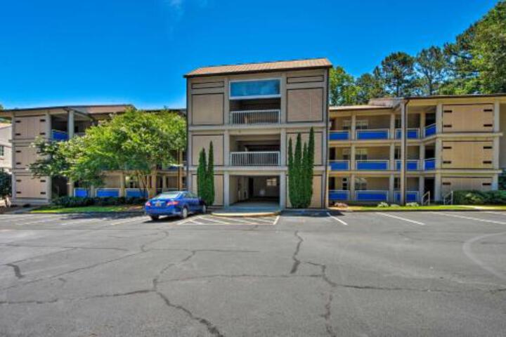 NEW Lake Keowee Resort Condo W / Lake Views & Pools - thumb 3