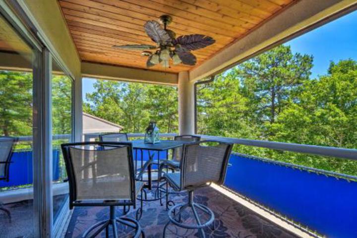 NEW Lake Keowee Resort Condo W / Lake Views & Pools - thumb 0