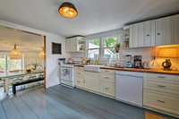 Poplar Cottage Minutes to Historic Cape May