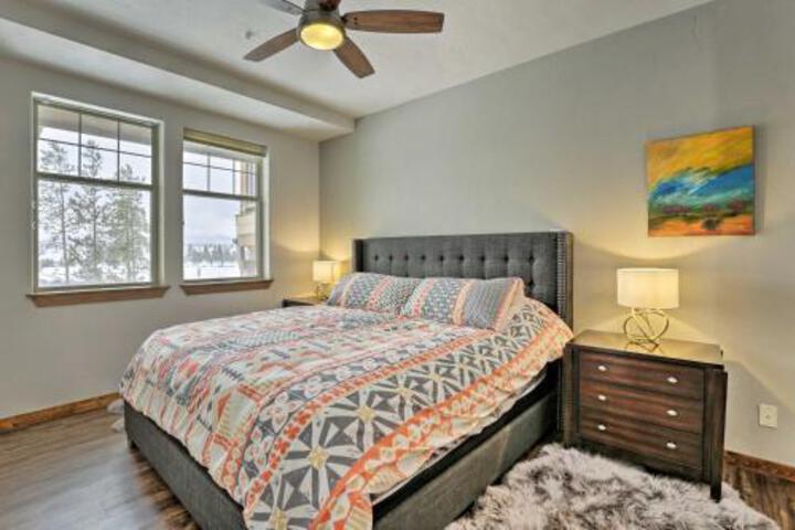 Fraser Condo Walk To Winter Park Shuttle! - thumb 3