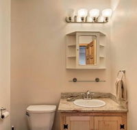 Waterfront Alburgh House on Lake Champlain - Accommodation Los Angeles