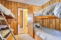 Panoramic Mountain View Home w / Hot TubDeck