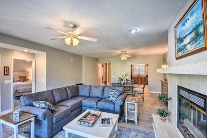 Lake Keowee Condo With Pool & Golf Course Access - thumb 6