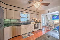 Family Home w / Pool Mins to Hershey Park