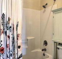 NEW Charming Condo on Morningside Church Campus - Accommodation Los Angeles