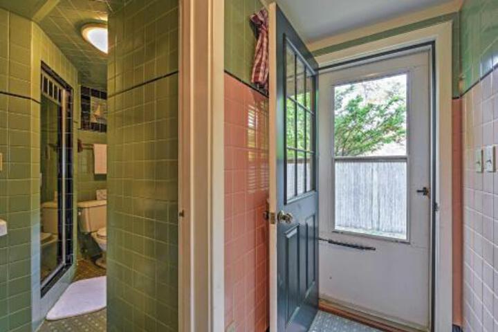 Alluring 3BR South Yarmouth Home Near Beaches! - thumb 1