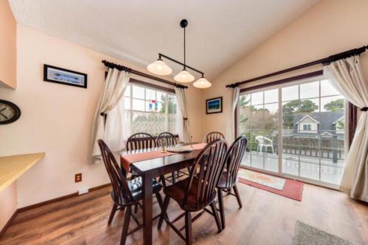 Shore Pine Hideaway - thumb 0