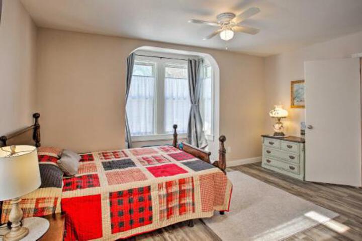 Calm Menomonie Retreat Great For Families! - thumb 5