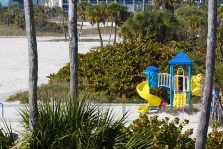 201 Surf Beach Resort - thumb 3