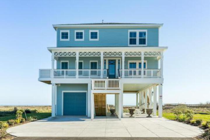 New Listing! Spacious Brand New Beach Home Home - thumb 2